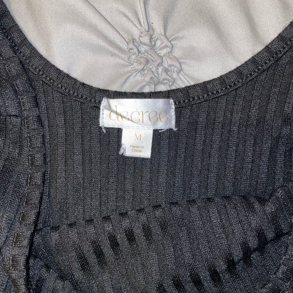 Decree Ribbed Knit Top - Picture 2 of 4